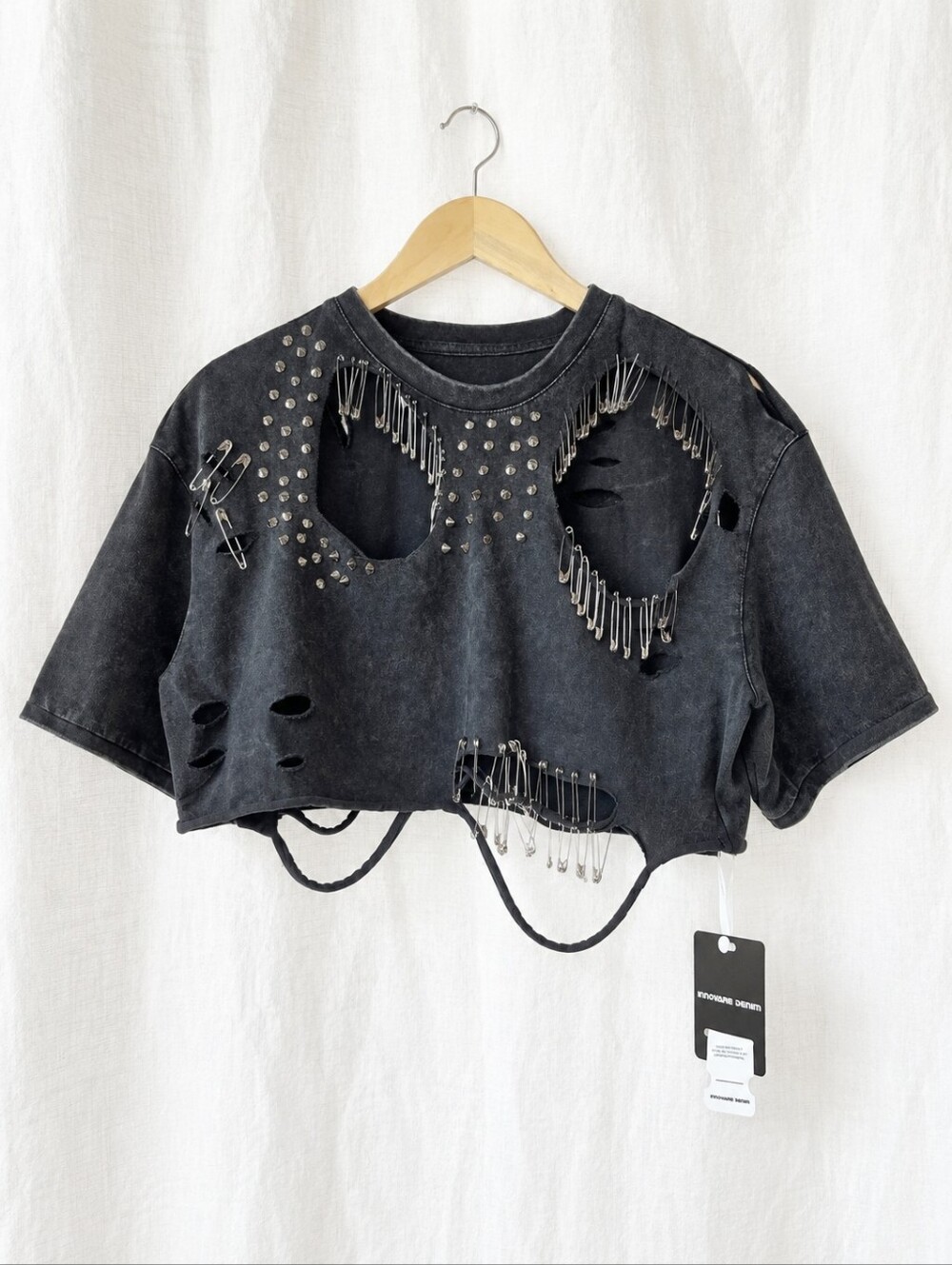 Innovare Denim NWT Studded Safety Pin Cutout Crop Tee 100% Cotton L